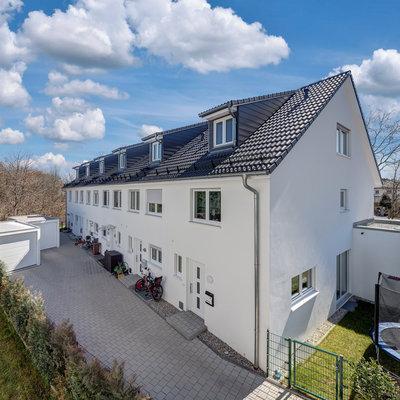 HELMA-Referenz: Reihenhäuser in München-Aubing HELMA-Referenz: Reihenhäuser in München-Aubing