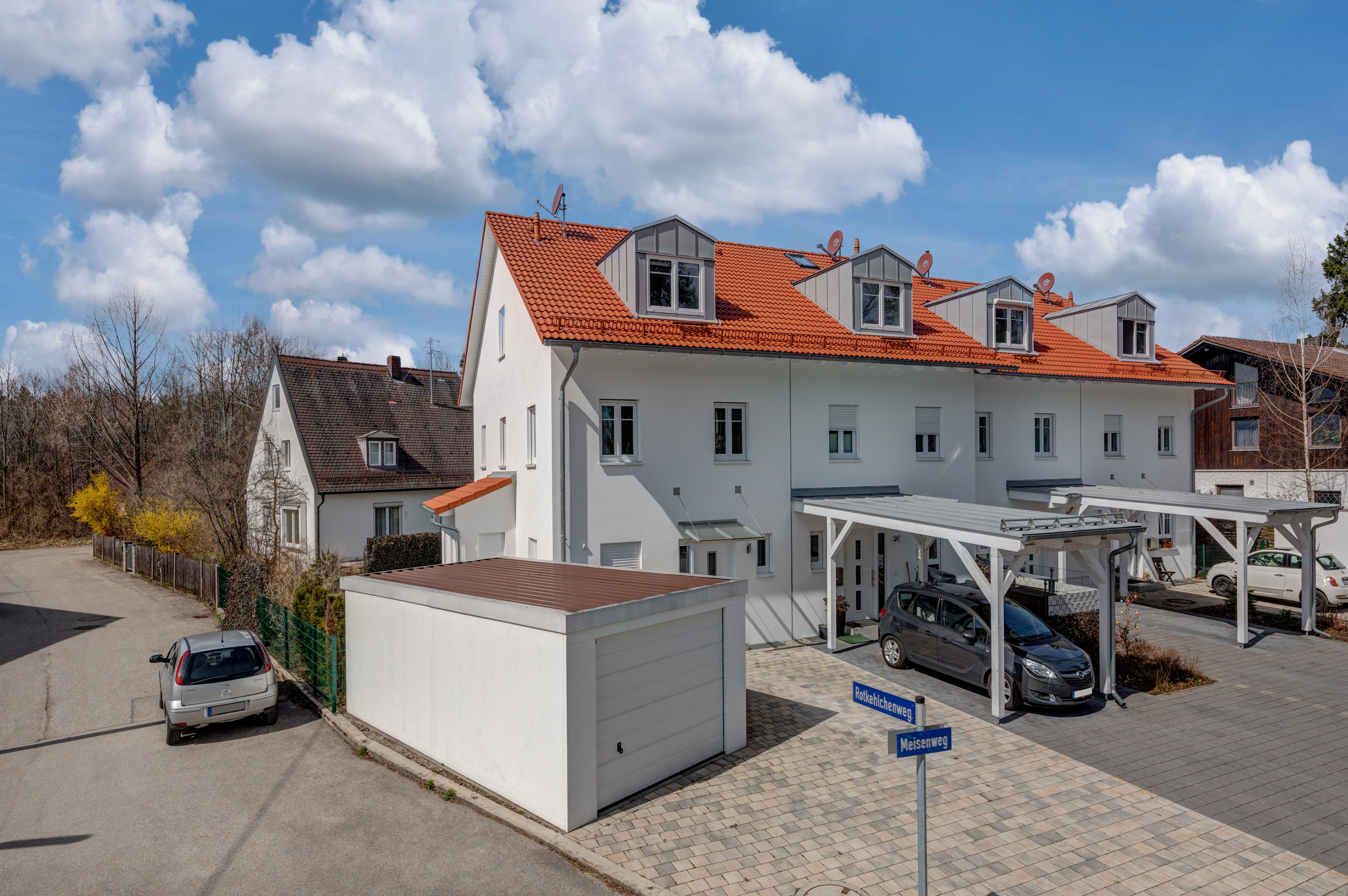 Vaterstetten Haus kaufen Reihenhäuser im Meisenweg HELMA